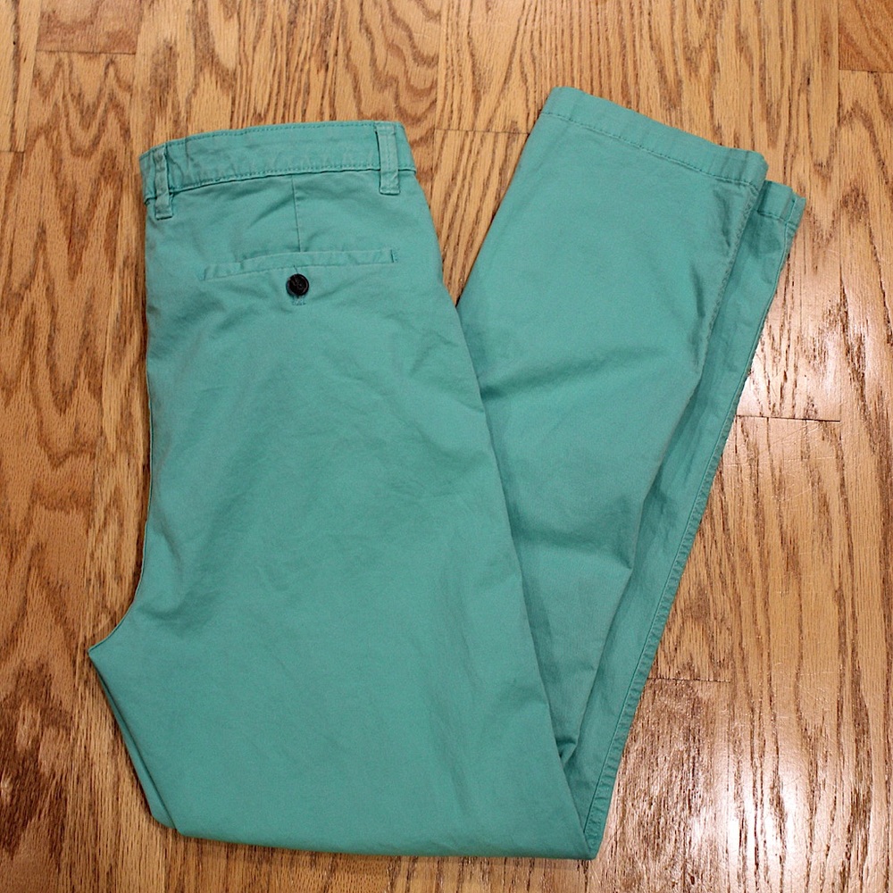Men’s Crown and Ivy Flat Front Straight Fit Chino